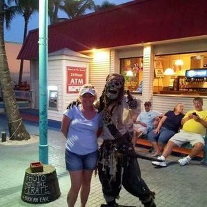 Meet your Posher, Dean